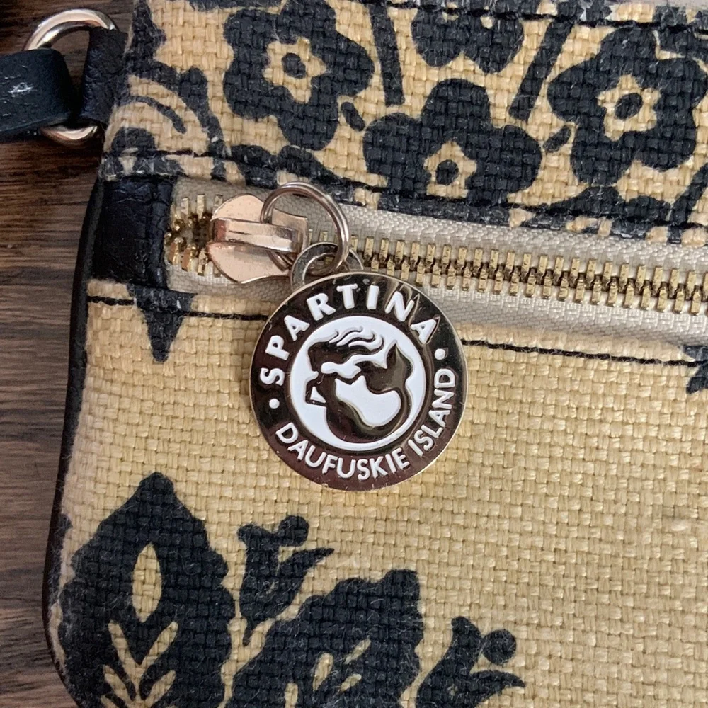 Spartina 449 Black and Tan Linen Floral Wristlet